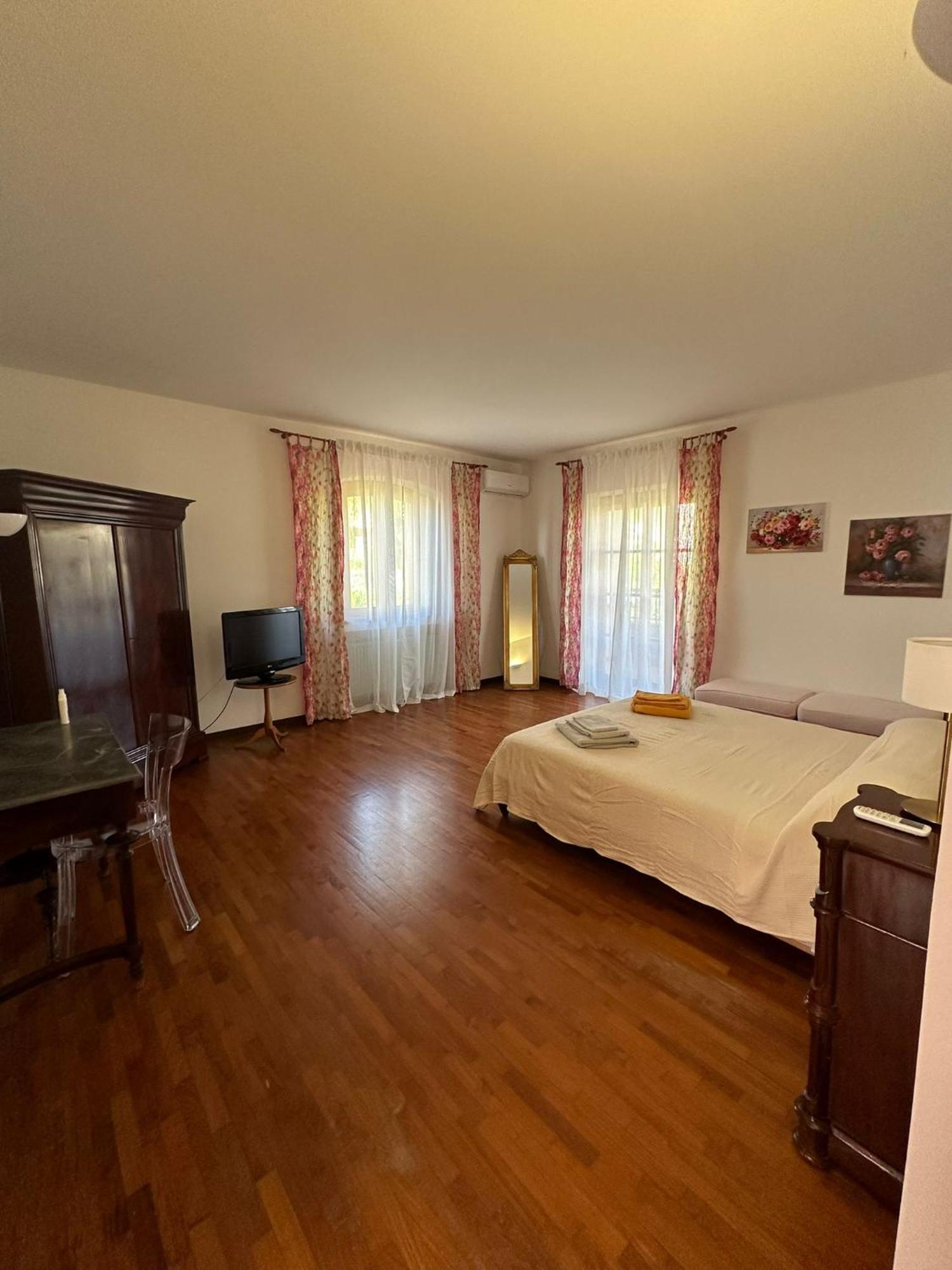 Mondello Villa Nereidi Eksteriør billede