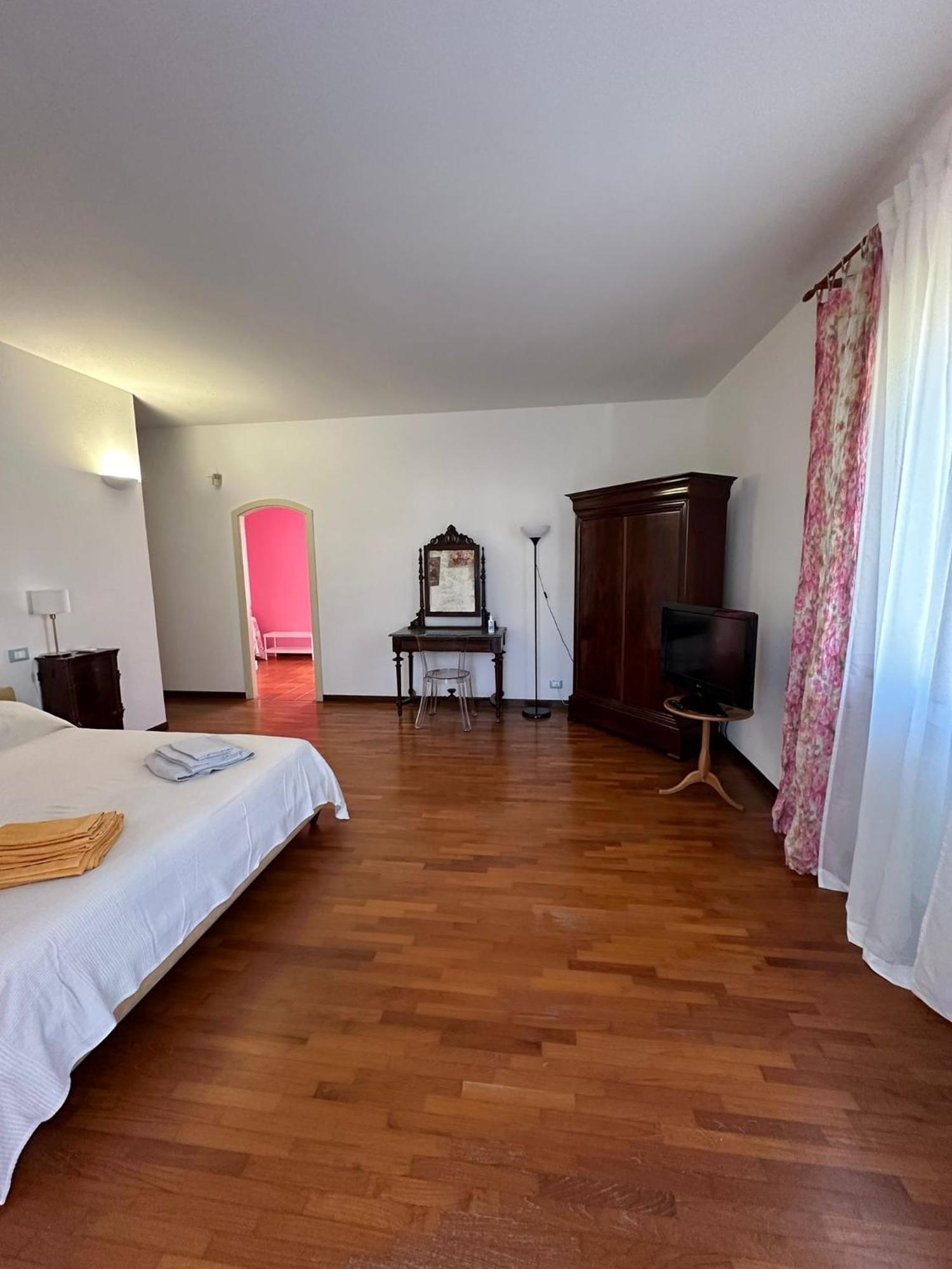 Mondello Villa Nereidi Eksteriør billede